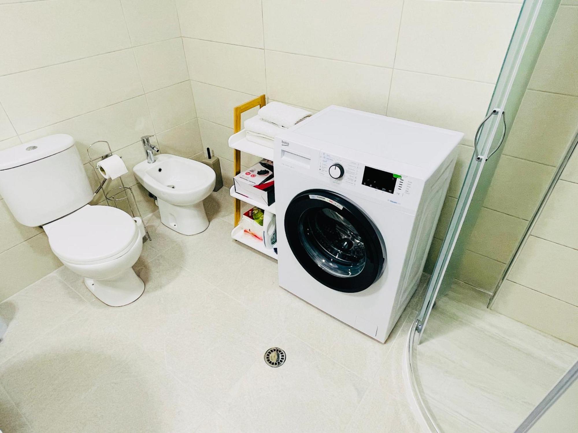 Divjaka Apartments 3 - City Center Екстер'єр фото