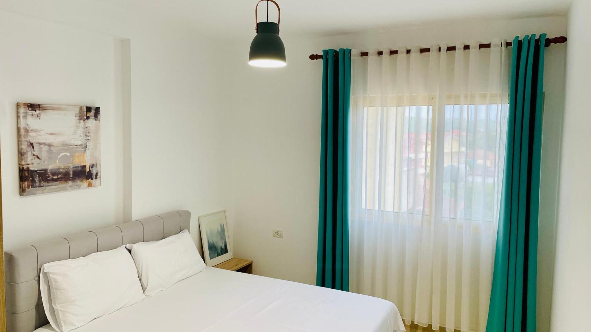 Divjaka Apartments 3 - City Center Екстер'єр фото