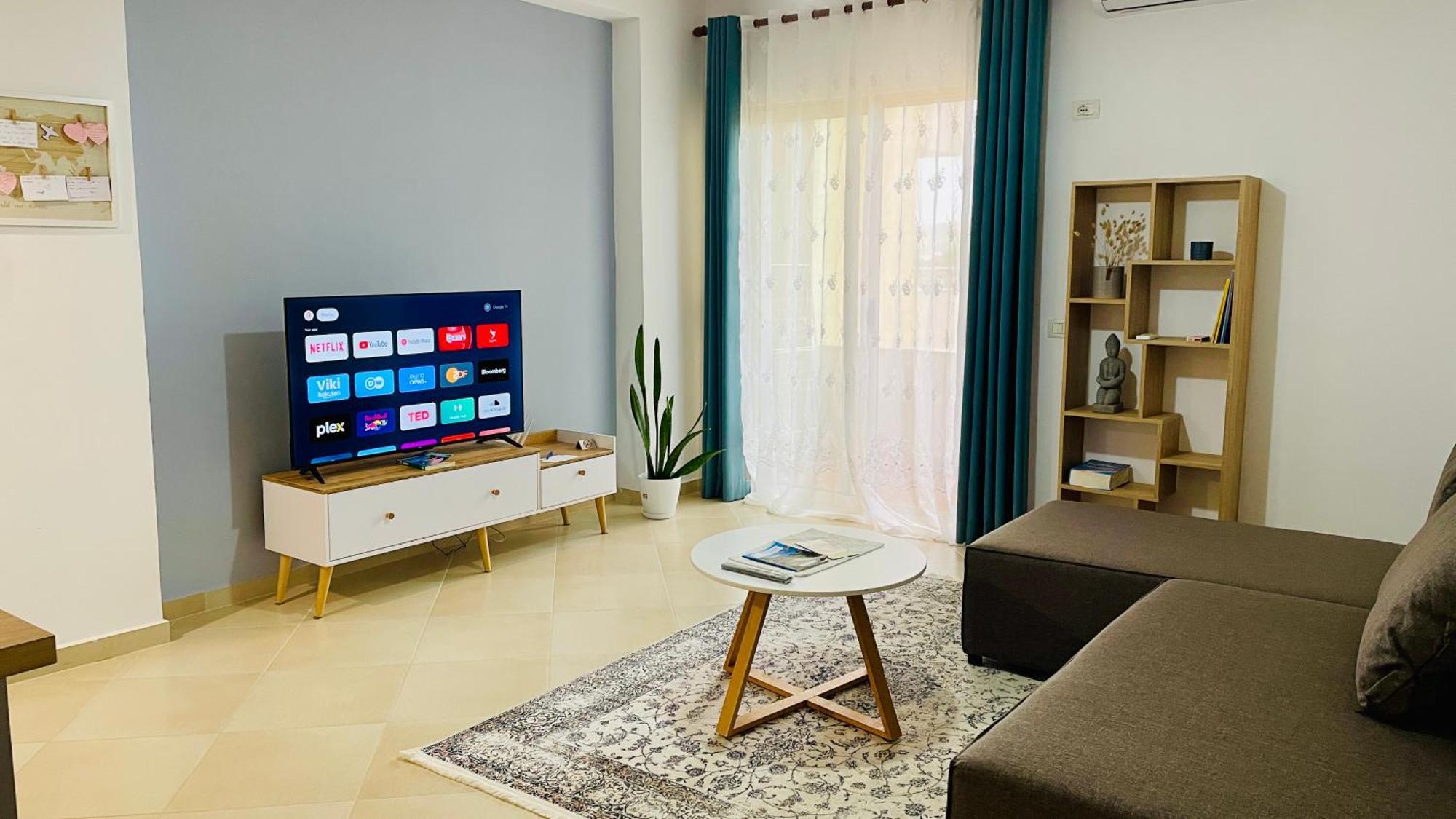 Divjaka Apartments 3 - City Center Екстер'єр фото